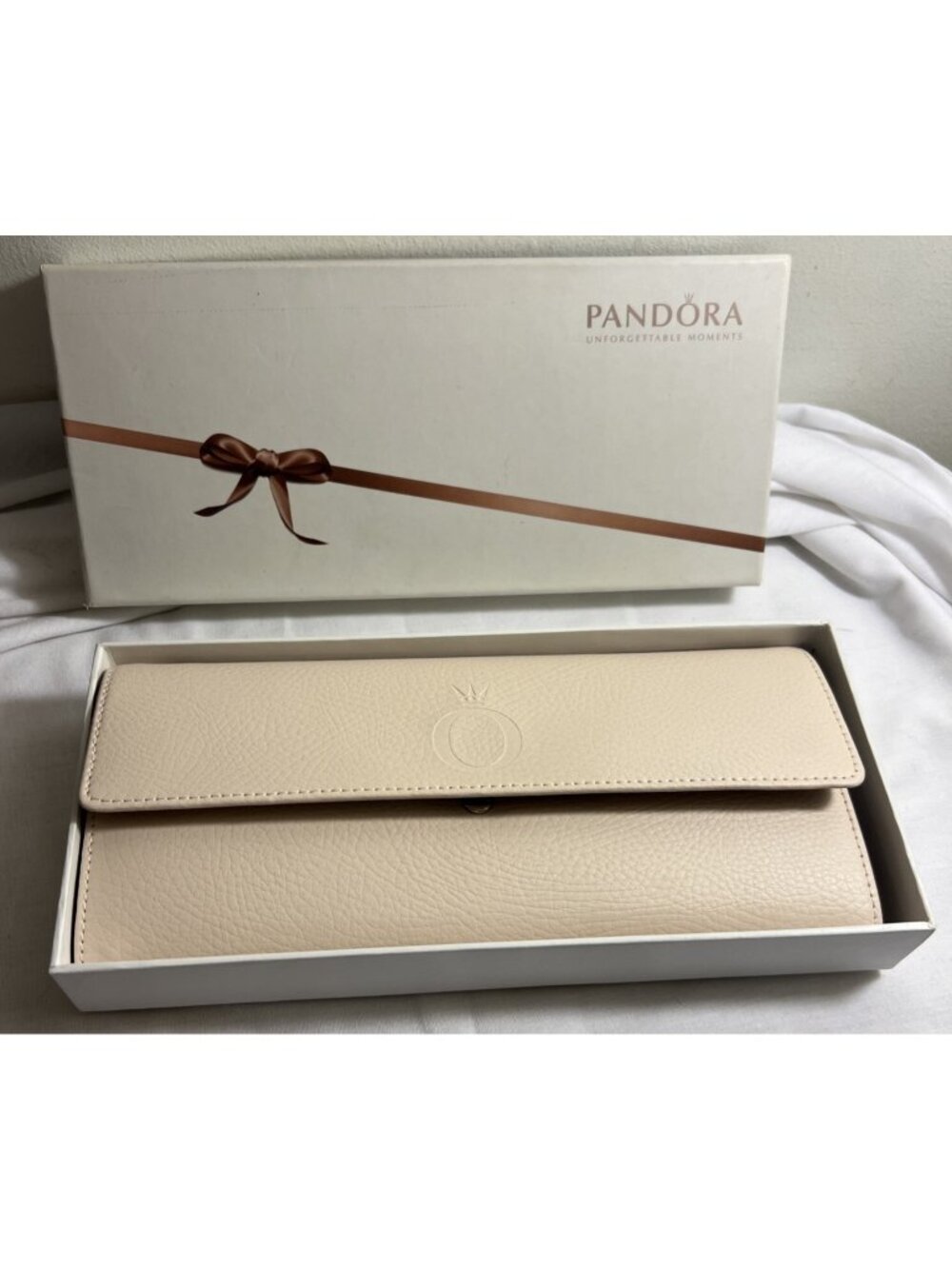 NEW IN BOX Pandora Unforgettable Moments Pink Travel Jewelry Case Clutch